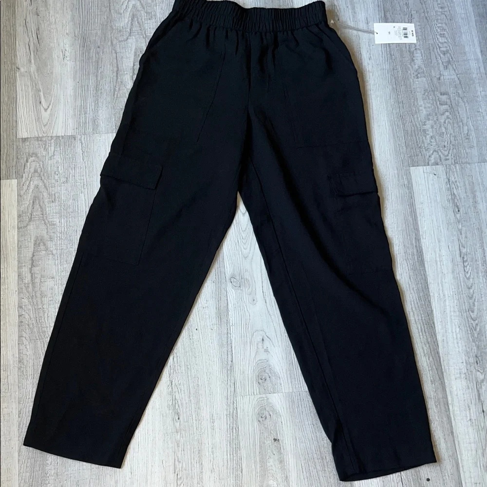 a new day Women's Black Cargo‎ Pants.  CAJA # 1